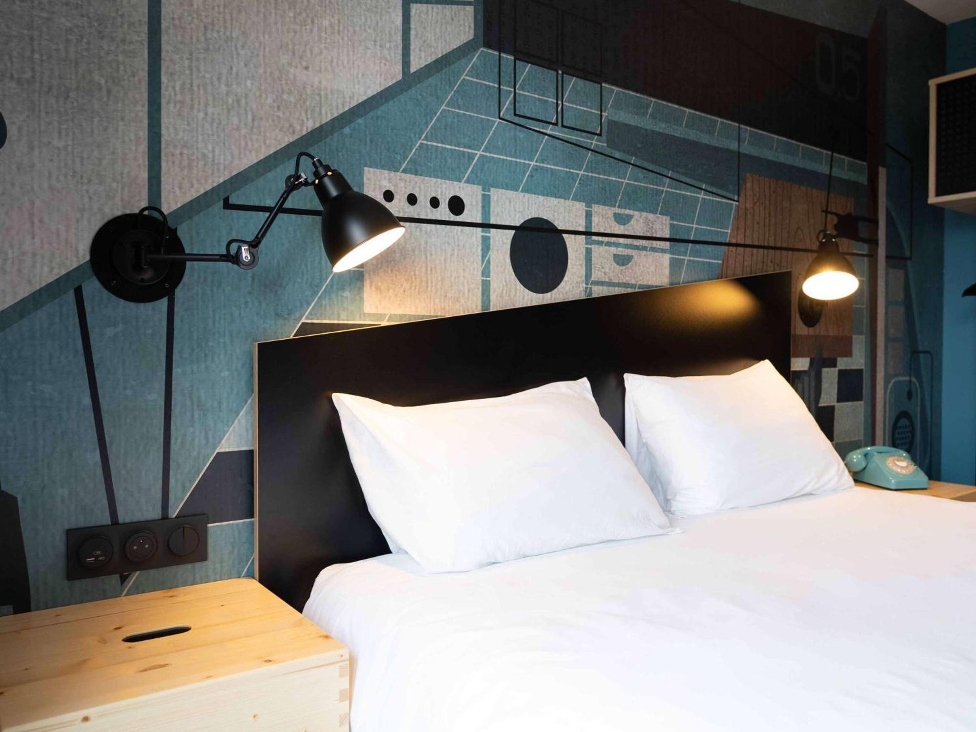 Hotel Ibis Styles Dreux Centre Gare Exterior foto